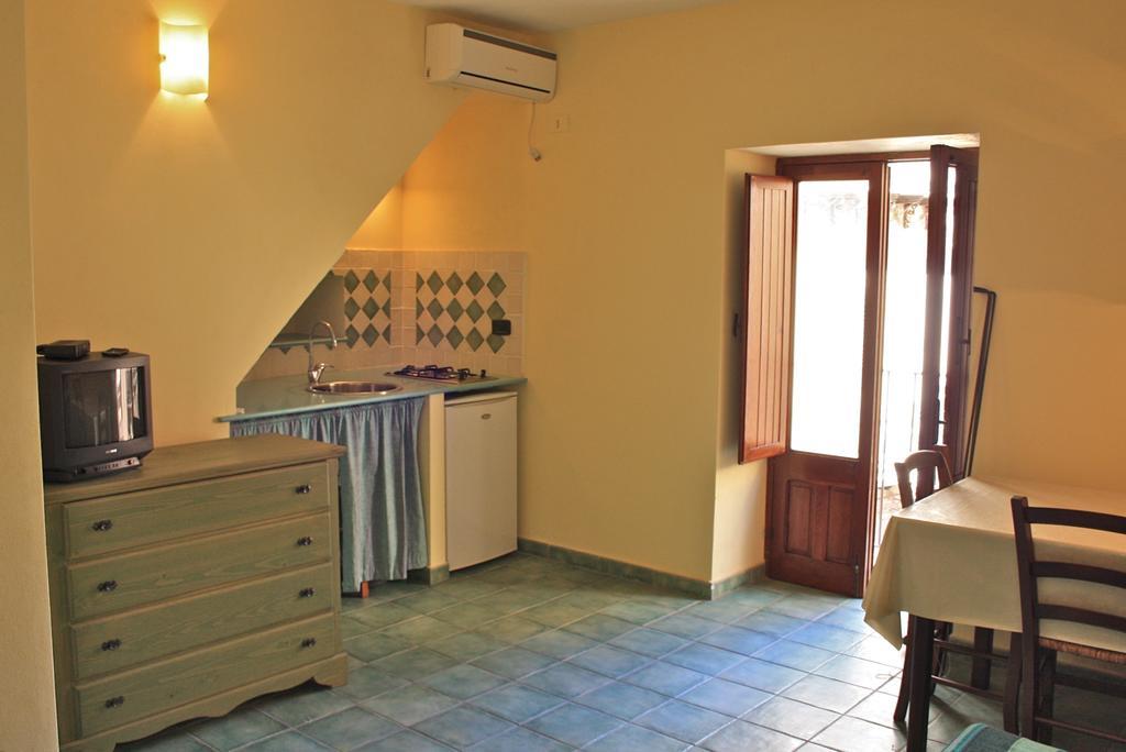 Al 199 Apartment Cefalu Room photo